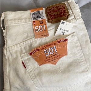 Levi’s 501 cutoff shorts